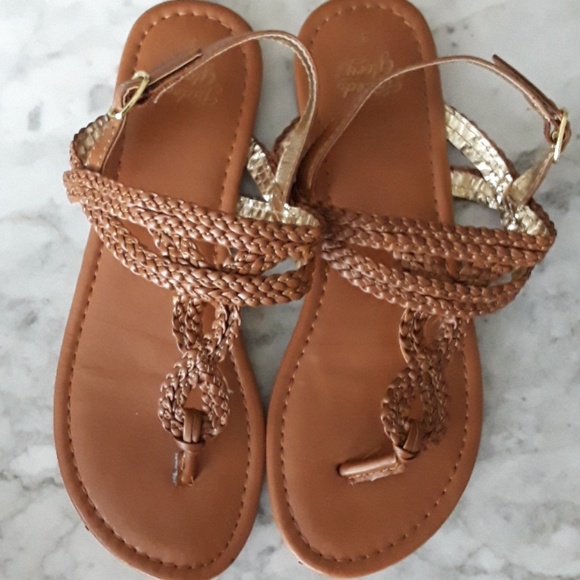 Faded Glory Camel Sandals - Picture 2 of 5